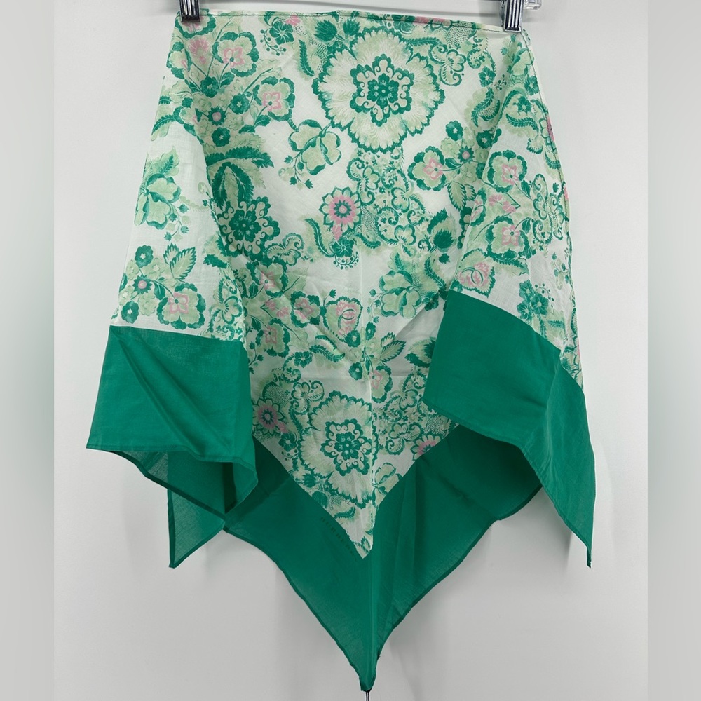 ✨SALE✨ Burberry Green and Pink Floral Triangular Scarf New with Tags